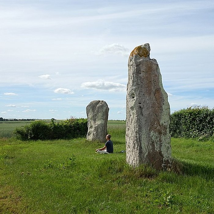 Photo de Les Pierres Jumelles de Mont-Saint-Eloi