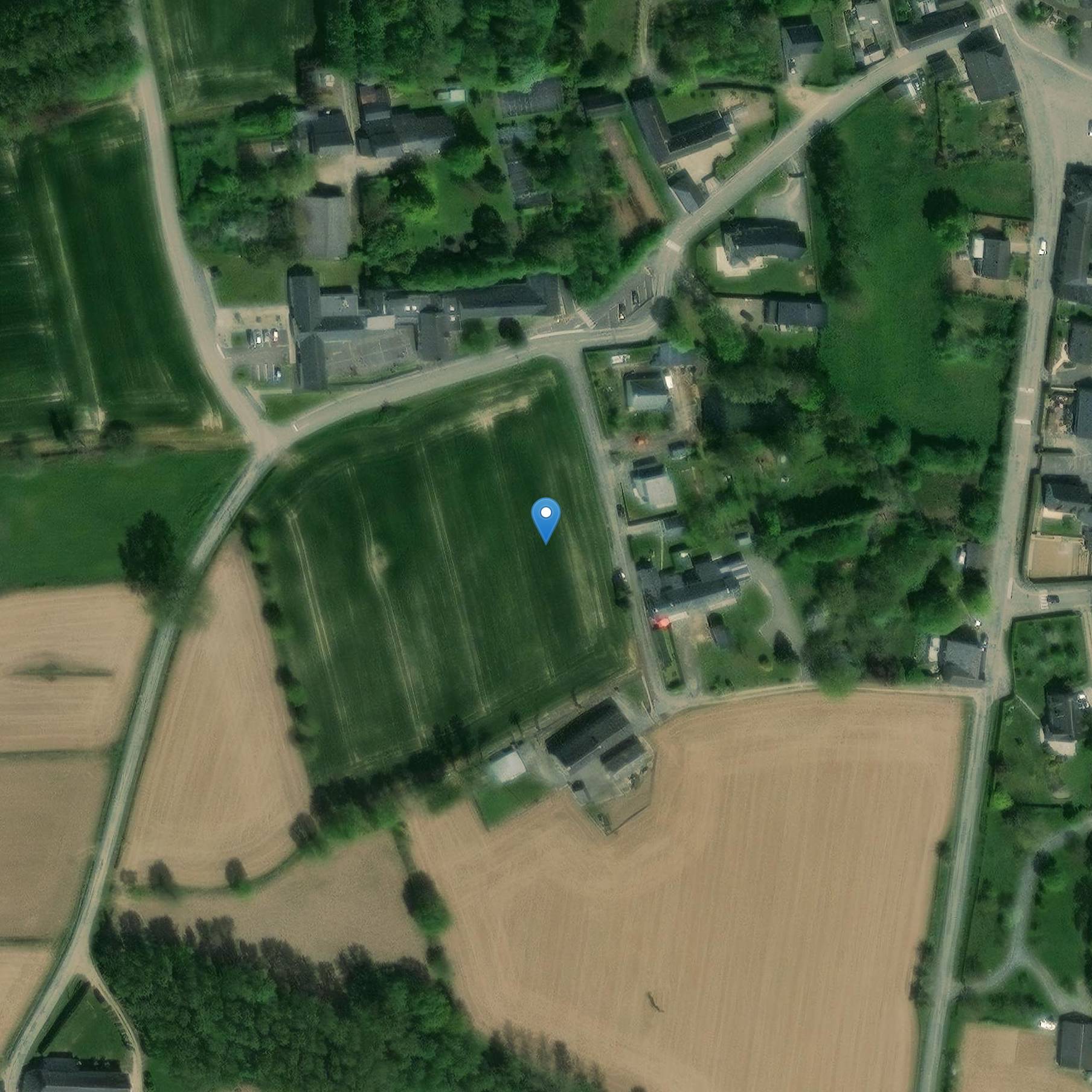 Photo de 迷你小贝歇雷尔恶魔的岩石