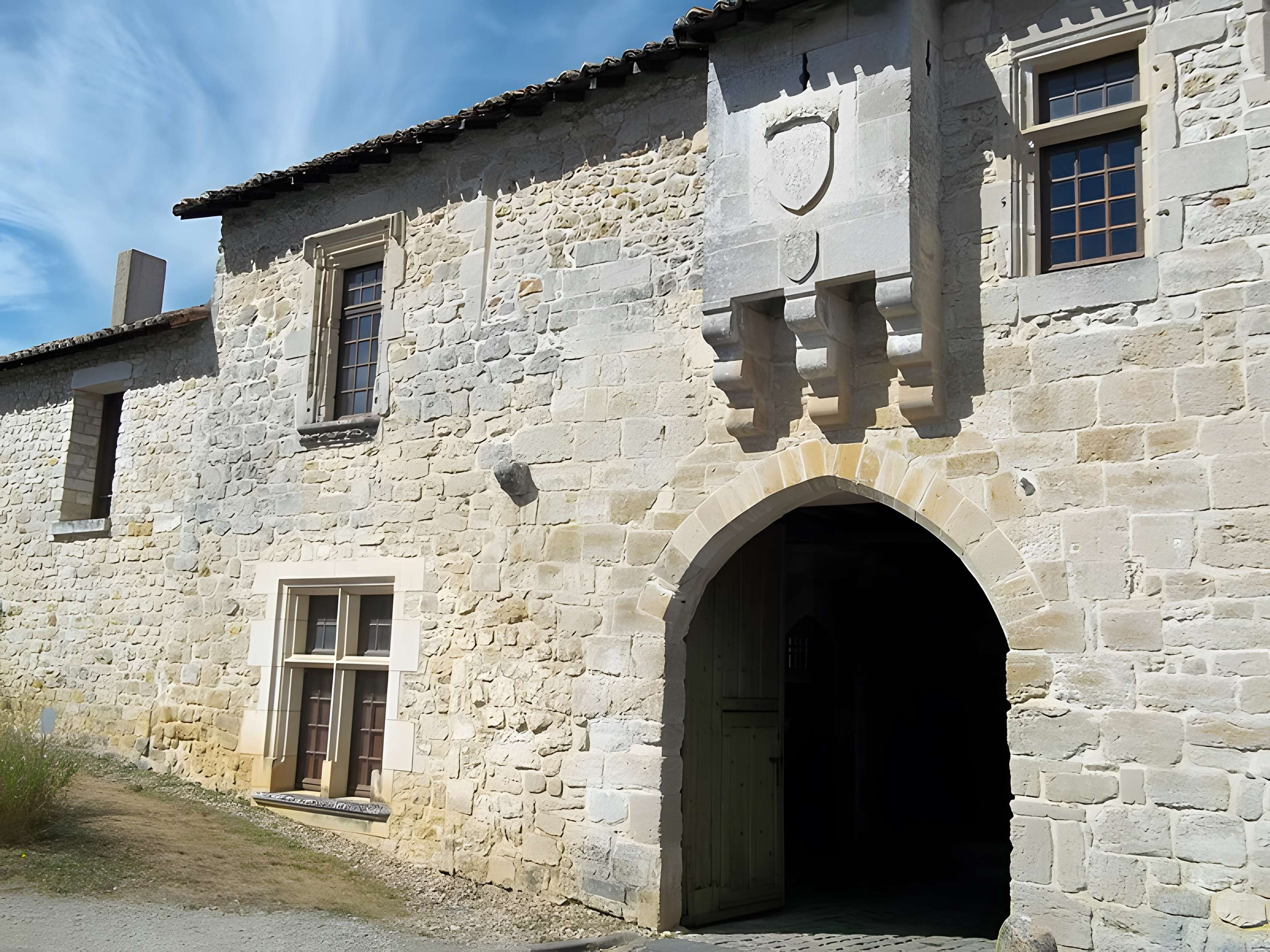 Logis abbatial de Fontaine-le-Comte