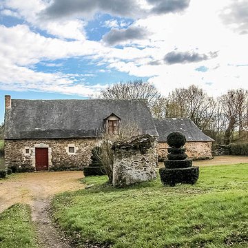 logis de cremaille la roche a mire