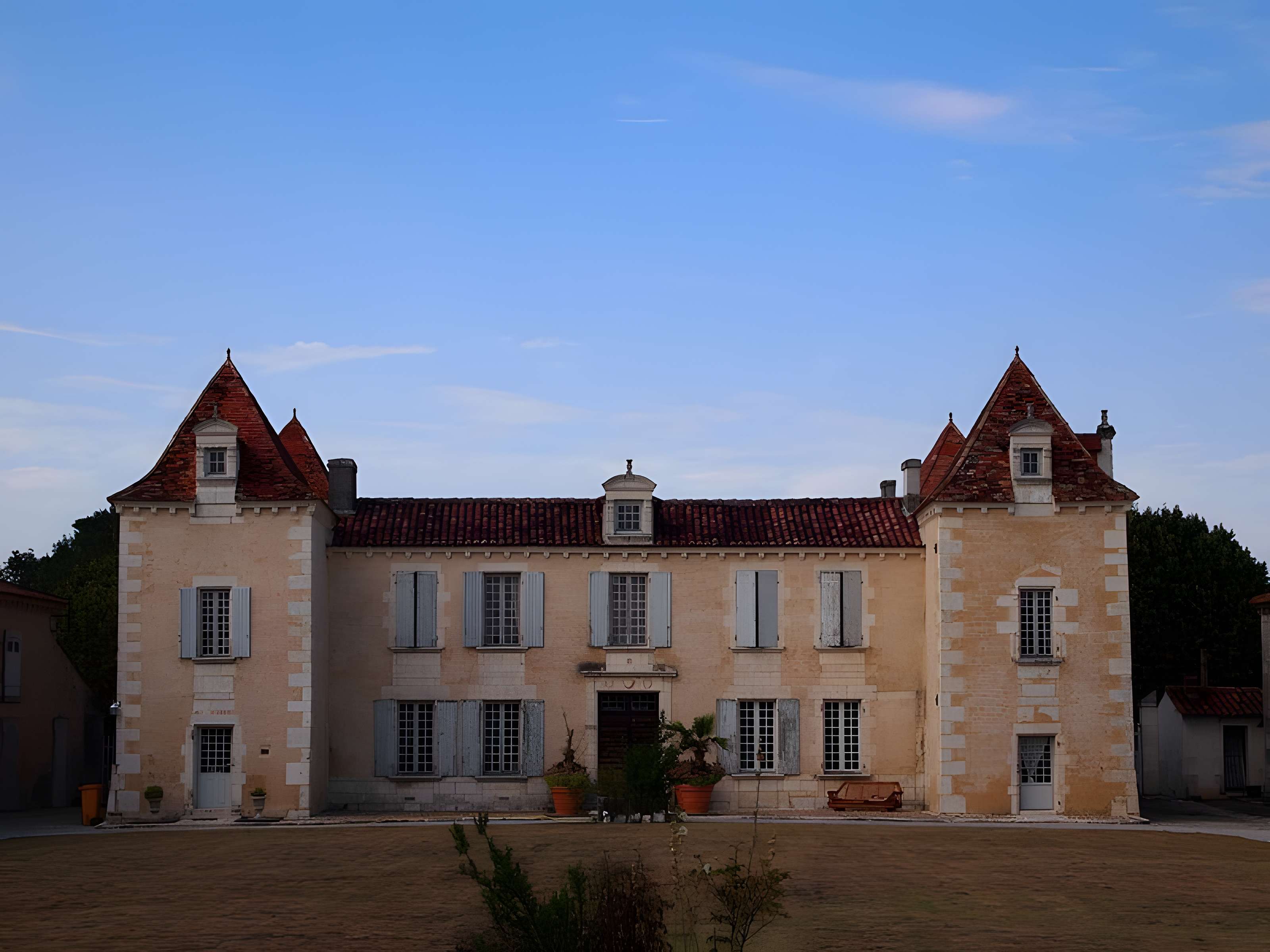 Logis de l'Éclopard à Gensac-la-Pallue 