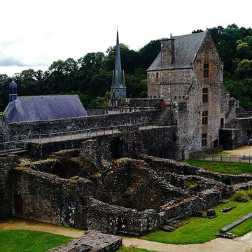 Logis seigneurial de lEscuray à Prinquiau