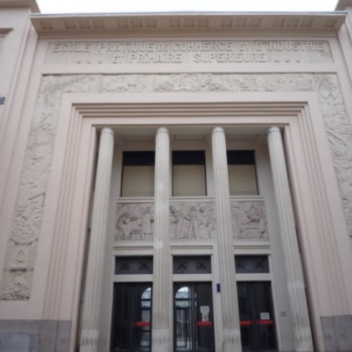 Photo de Lycée technologique régional Dhuoda de Nîmes