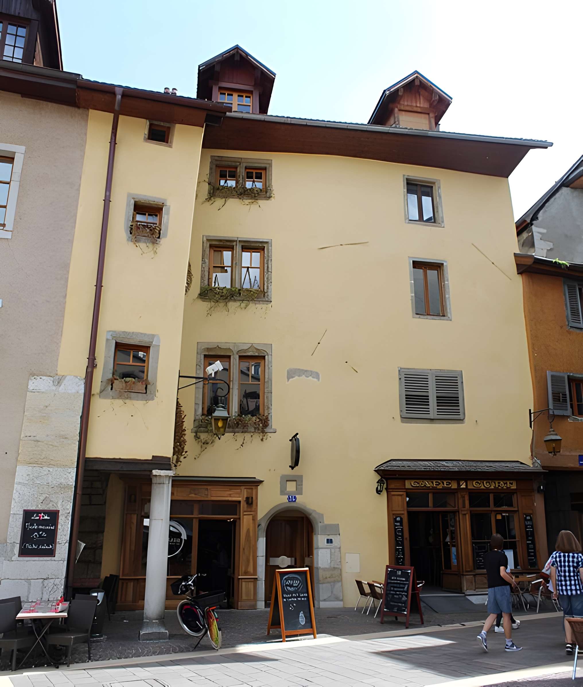 Magasin 35 Rue Sainte-Claire à Annecy