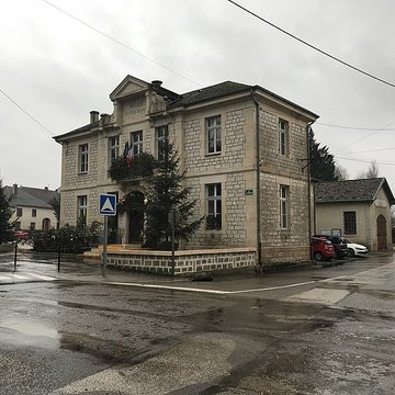 Mairie-justice de paix de Villers-Farlay