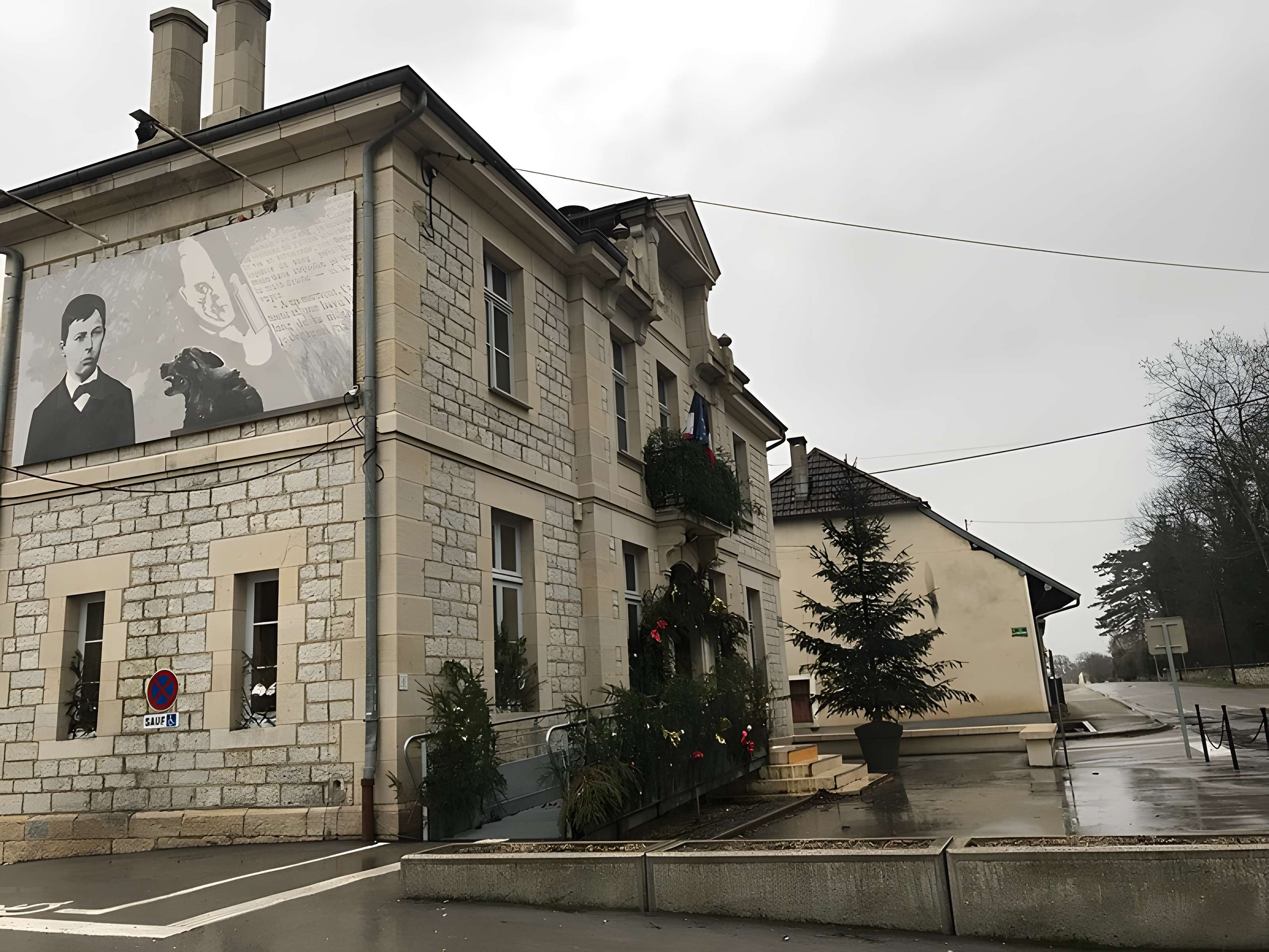 Mairie-justice de paix de Villers-Farlay