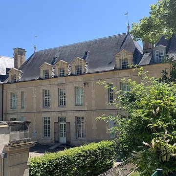 Château dAuvers dans le Val-dOise