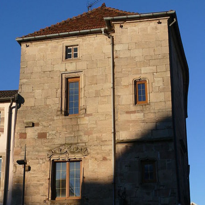 Photo de Maison à loriflamme à Luxeuil-les-Bains