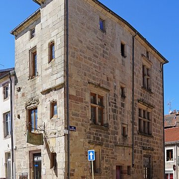 Maison à loriflamme à Luxeuil-les-Bains