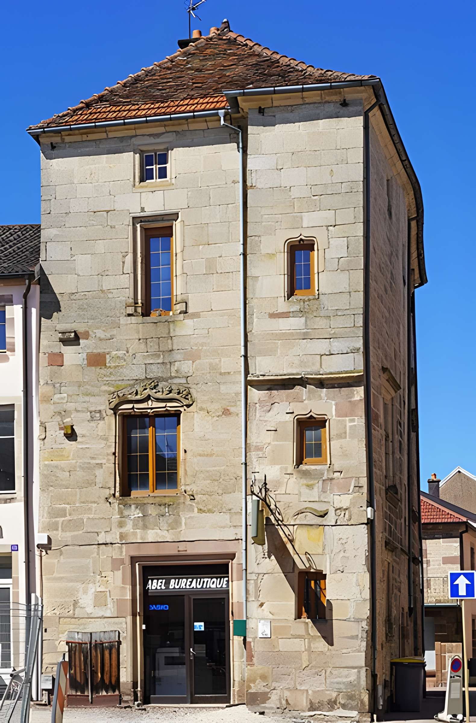 Maison à l'oriflamme à Luxeuil-les-Bains