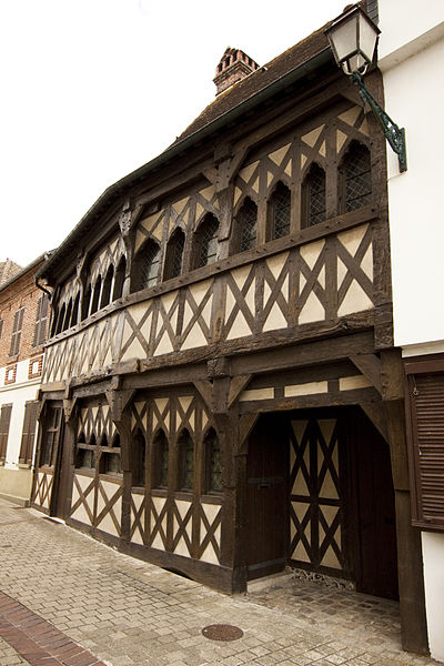 Maison à pans de bois, 2 Rue des Soufflets à Rue