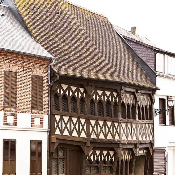 Photo de Maison à pans de bois, 2 Rue des Soufflets à Rue