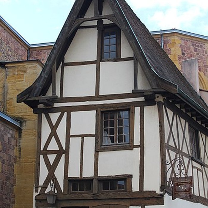 Photo de Maison à pans de bois, 2 Rue Jean-Baptiste-Salle à Roanne