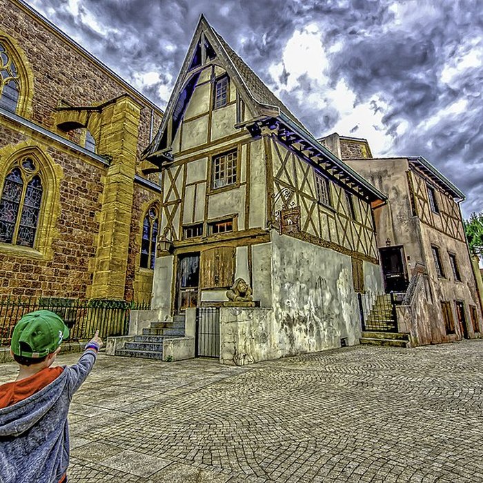 Photo de Maison à pans de bois, 2 Rue Jean-Baptiste-Salle à Roanne