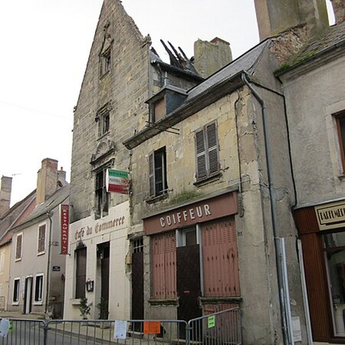 Photo de Maison à pignon, Rue de la République à Reuilly