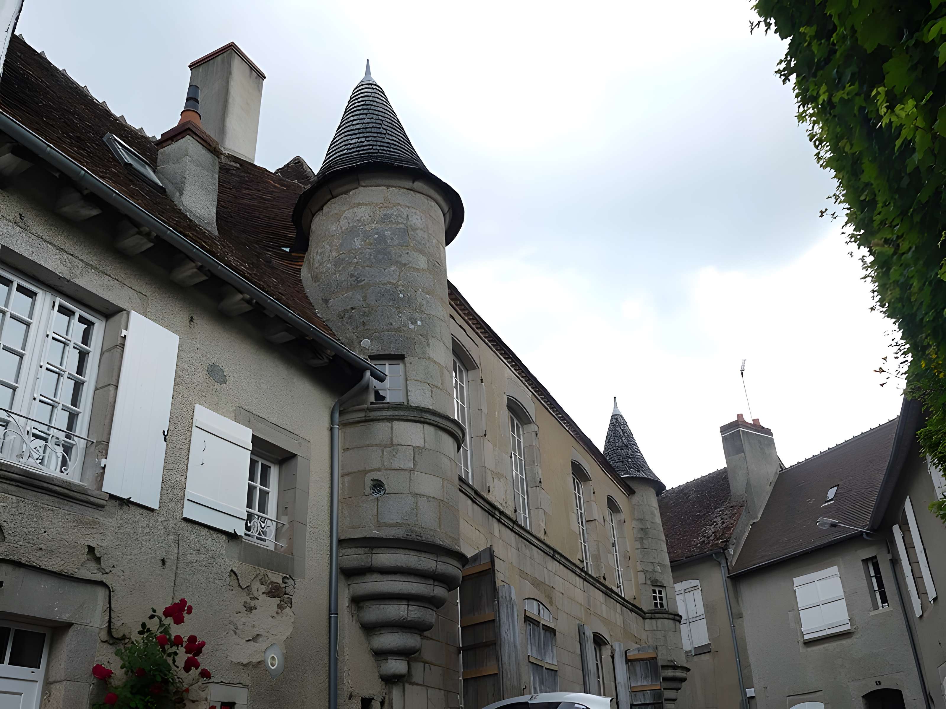 Maison à tourelles à Boussac