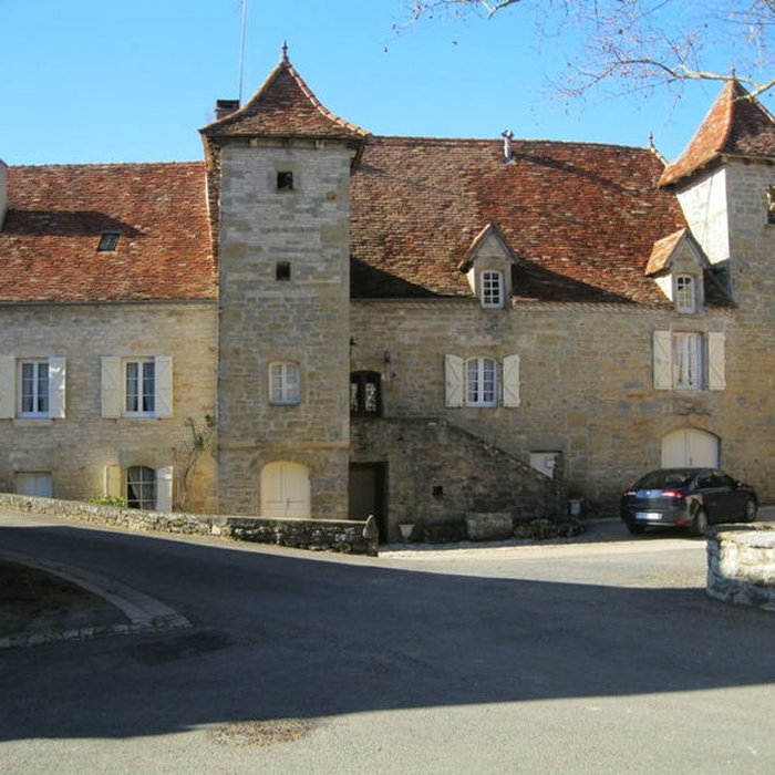 Photo de Maison à tourelles à Rignac