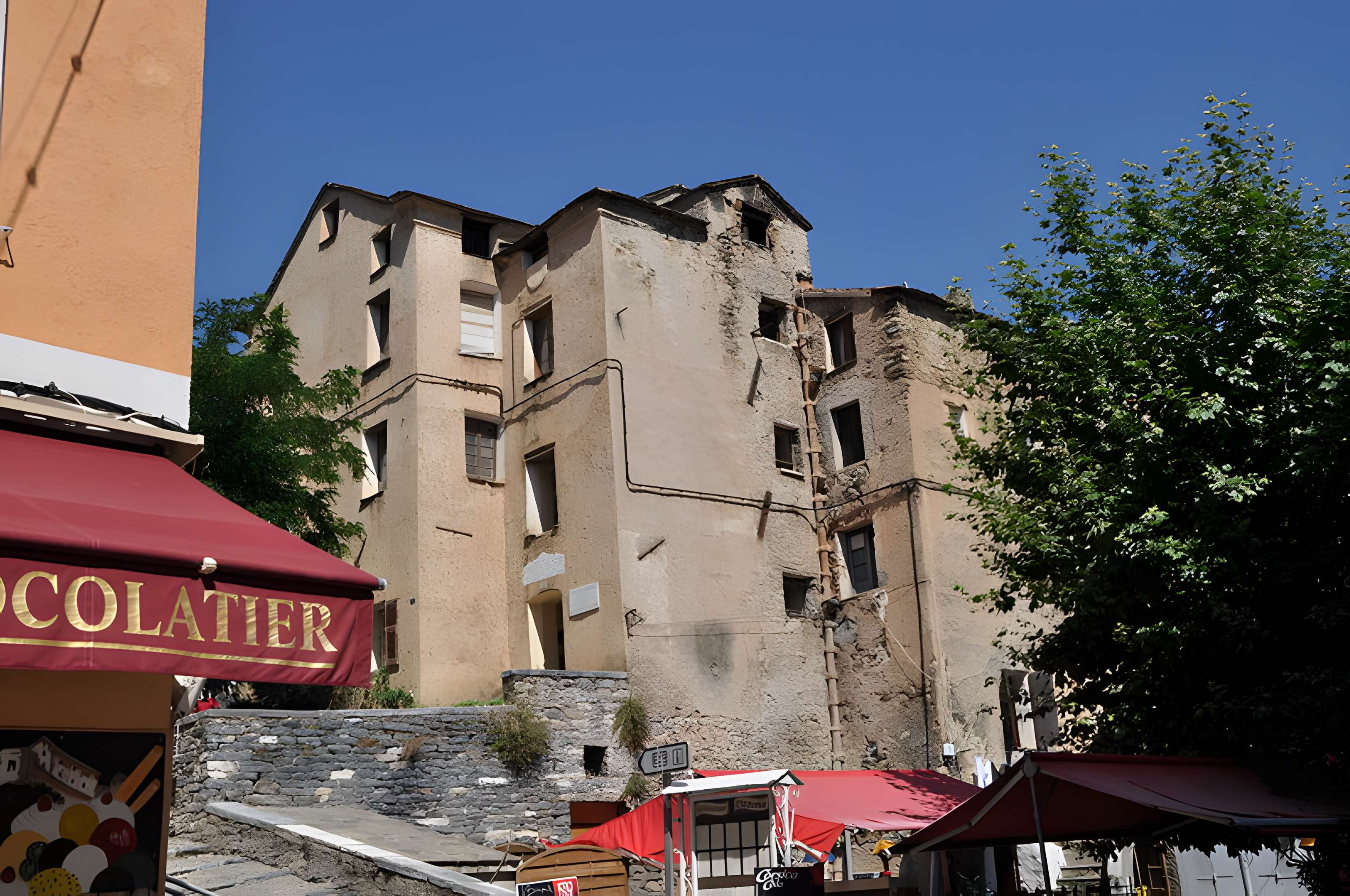 Maison Arrighi de Casanova à Corte