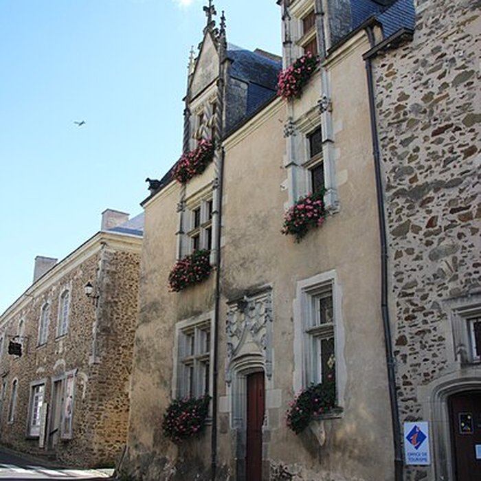 Photo de Maison canoniale de Saint-Denis-dAnjou
