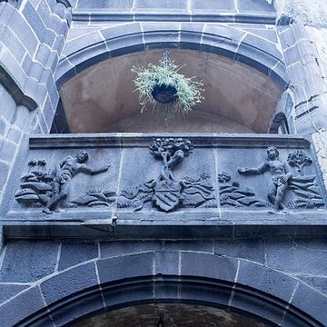 Maison dAdam et Ève de Clermont-Ferrand