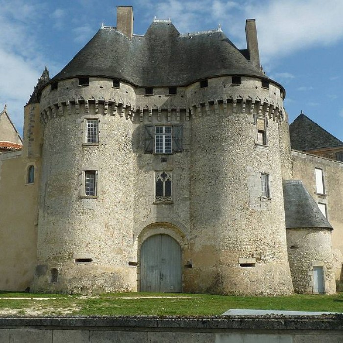 Photo de Château de Barbezieux-Saint-Hilaire
