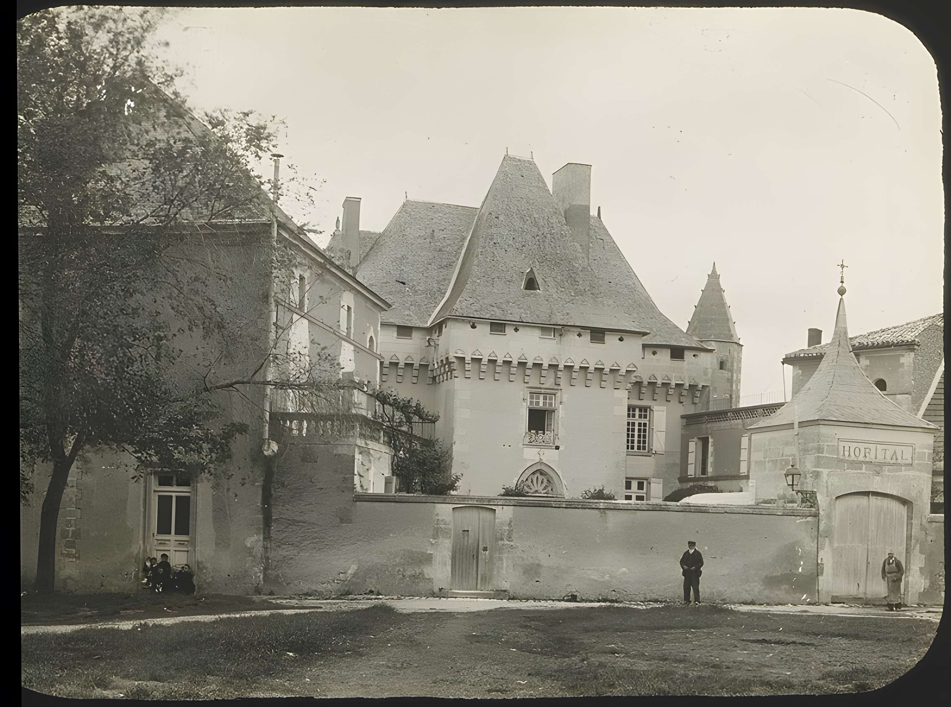 Château de Barbezieux-Saint-Hilaire