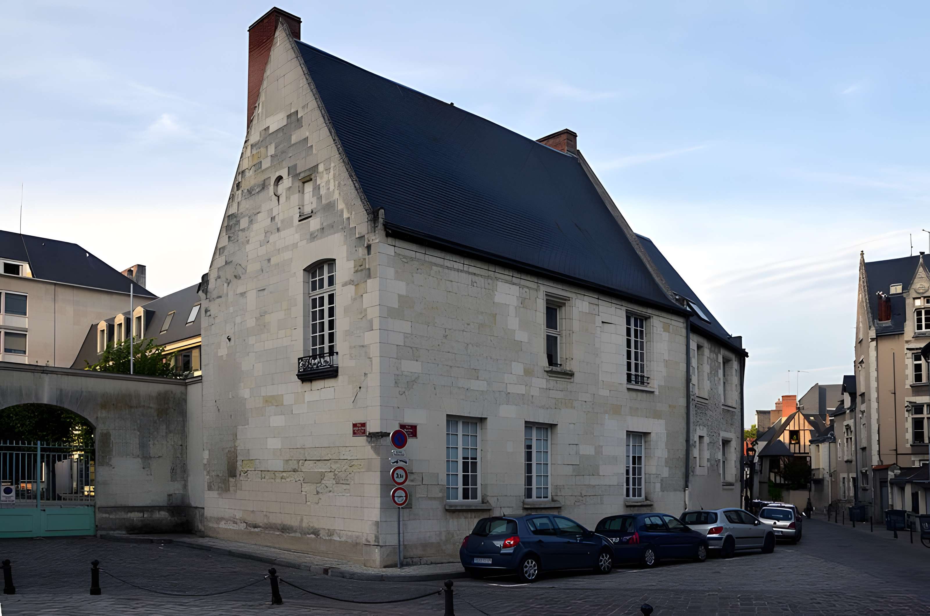Maison de justice des Bains à Tours 