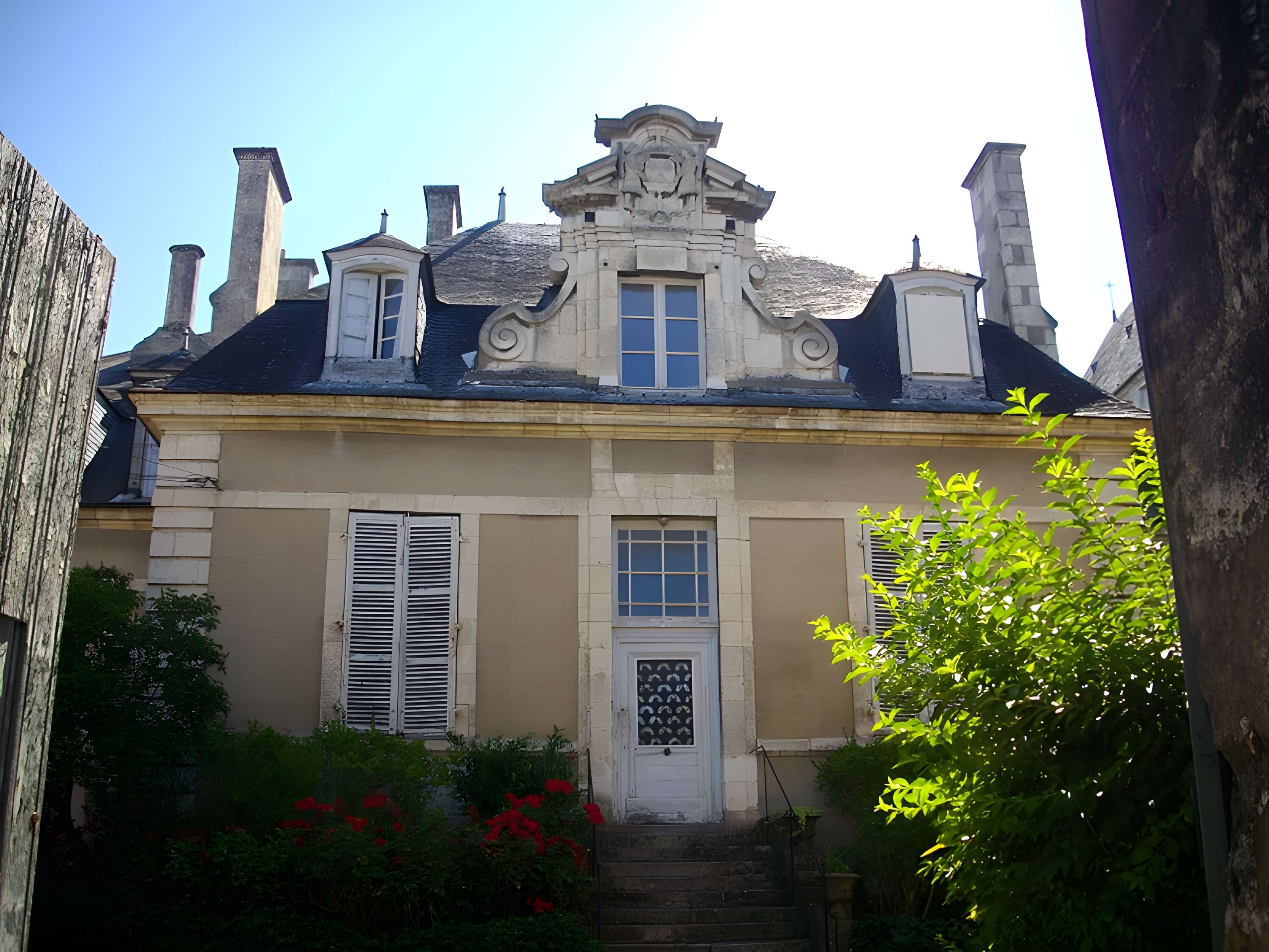 Maison de la chanoinesse des Bénédictines de Saint-Laurent à Bourges
