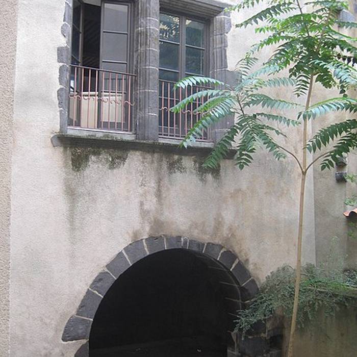 Photo de Maison de lAnge à Clermont-Ferrand