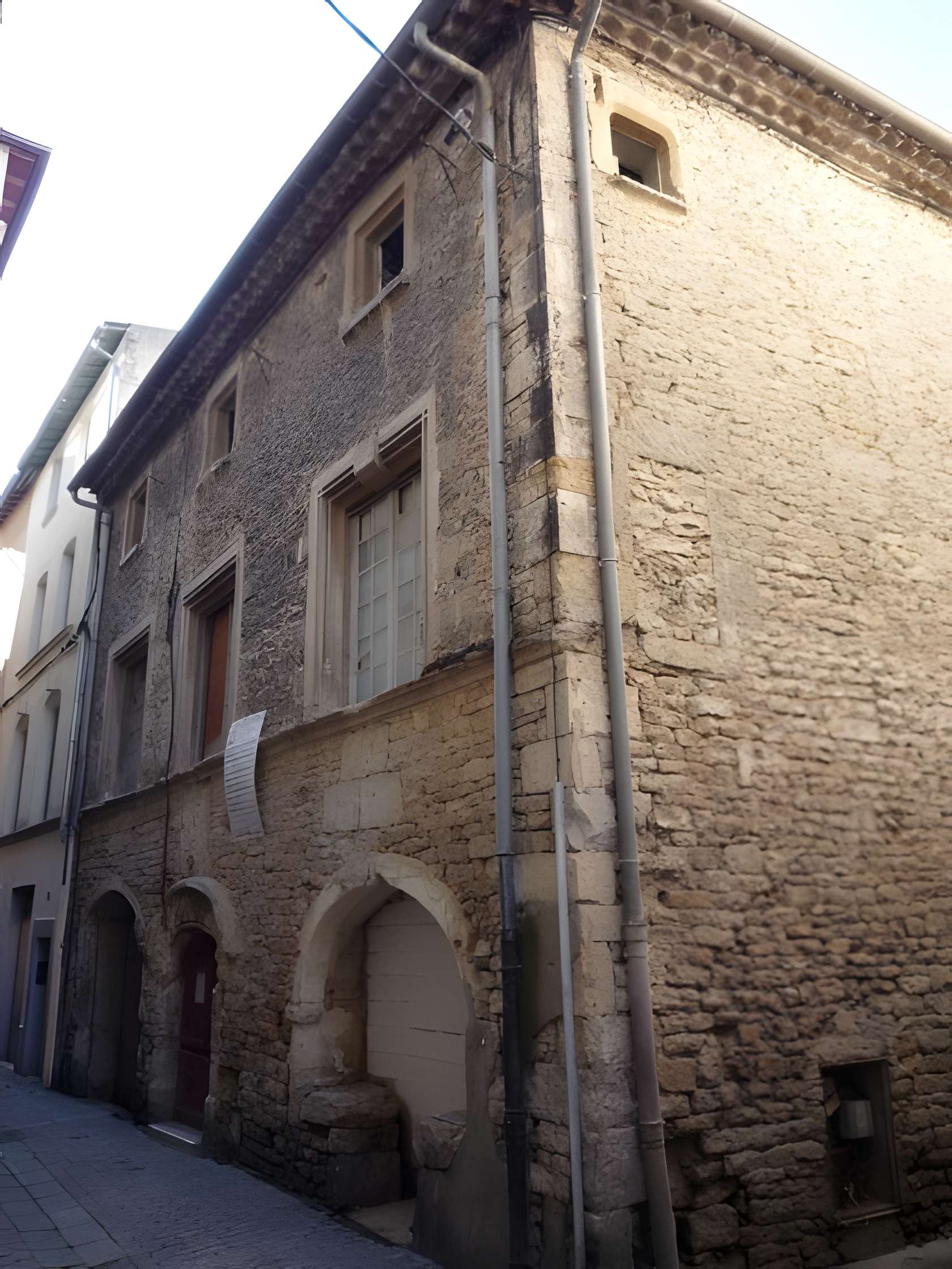 Maison de l'avocat des pauvres à Nîmes 