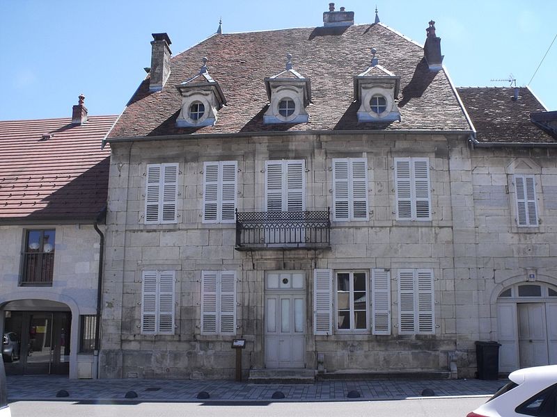 Photo de Maison de maître de poste à Saint-Vit