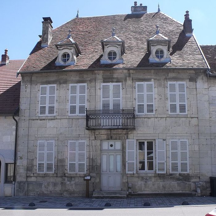 Photo de Maison de maître de poste à Saint-Vit