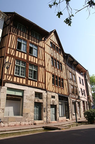 Photo de Maison de maître drapier-teinturier, 136 Rue Eau-de-Robec à Rouen