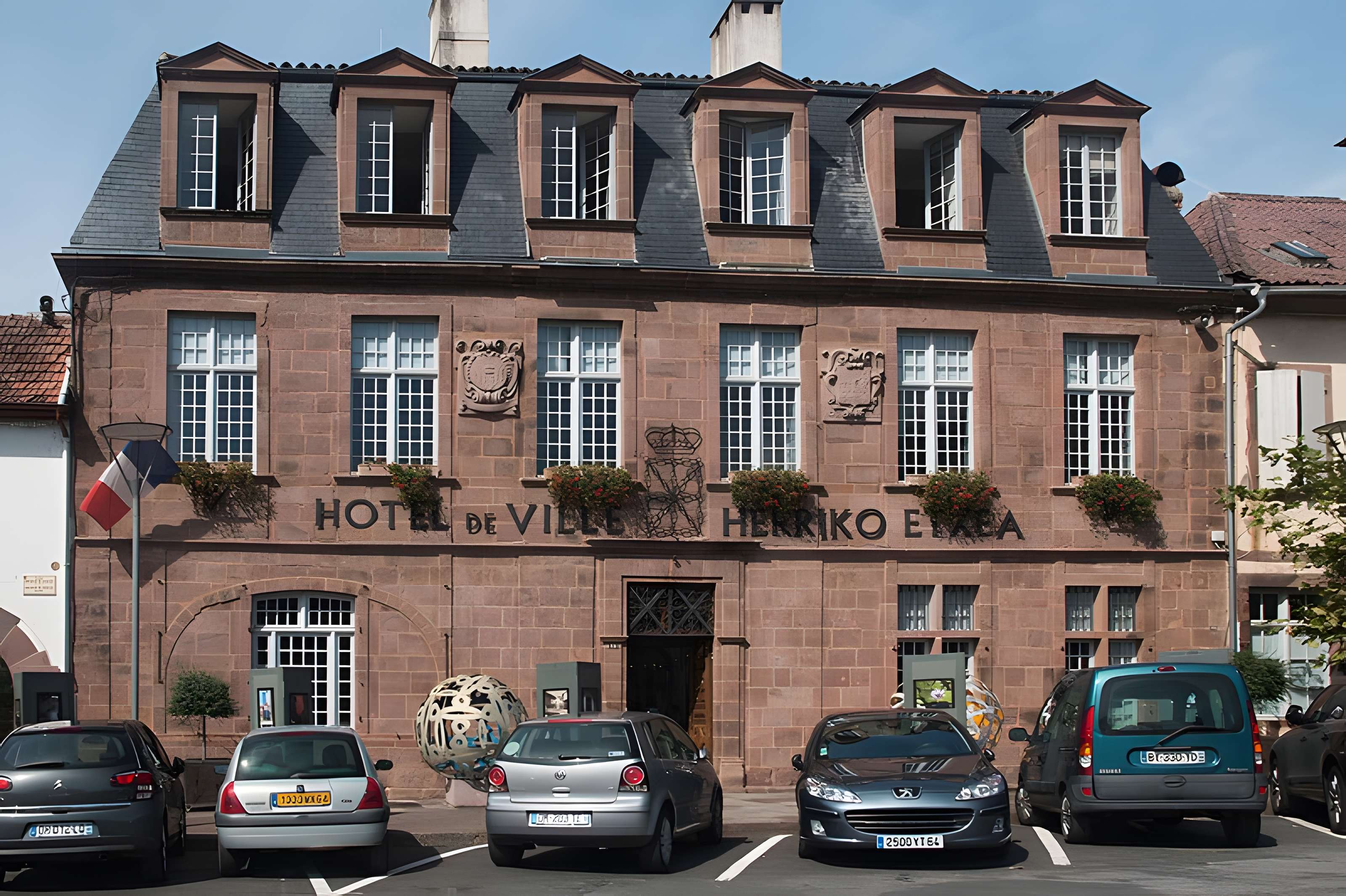 Maison de Mansart à Saint-Jean-Pied-de-Port 