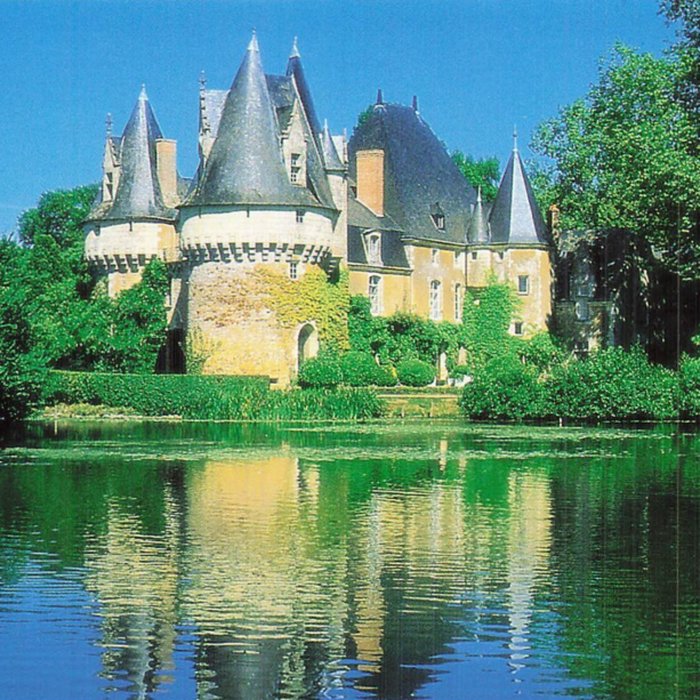 Photo de Château de Bazouges
