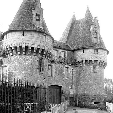Château de Bazouges