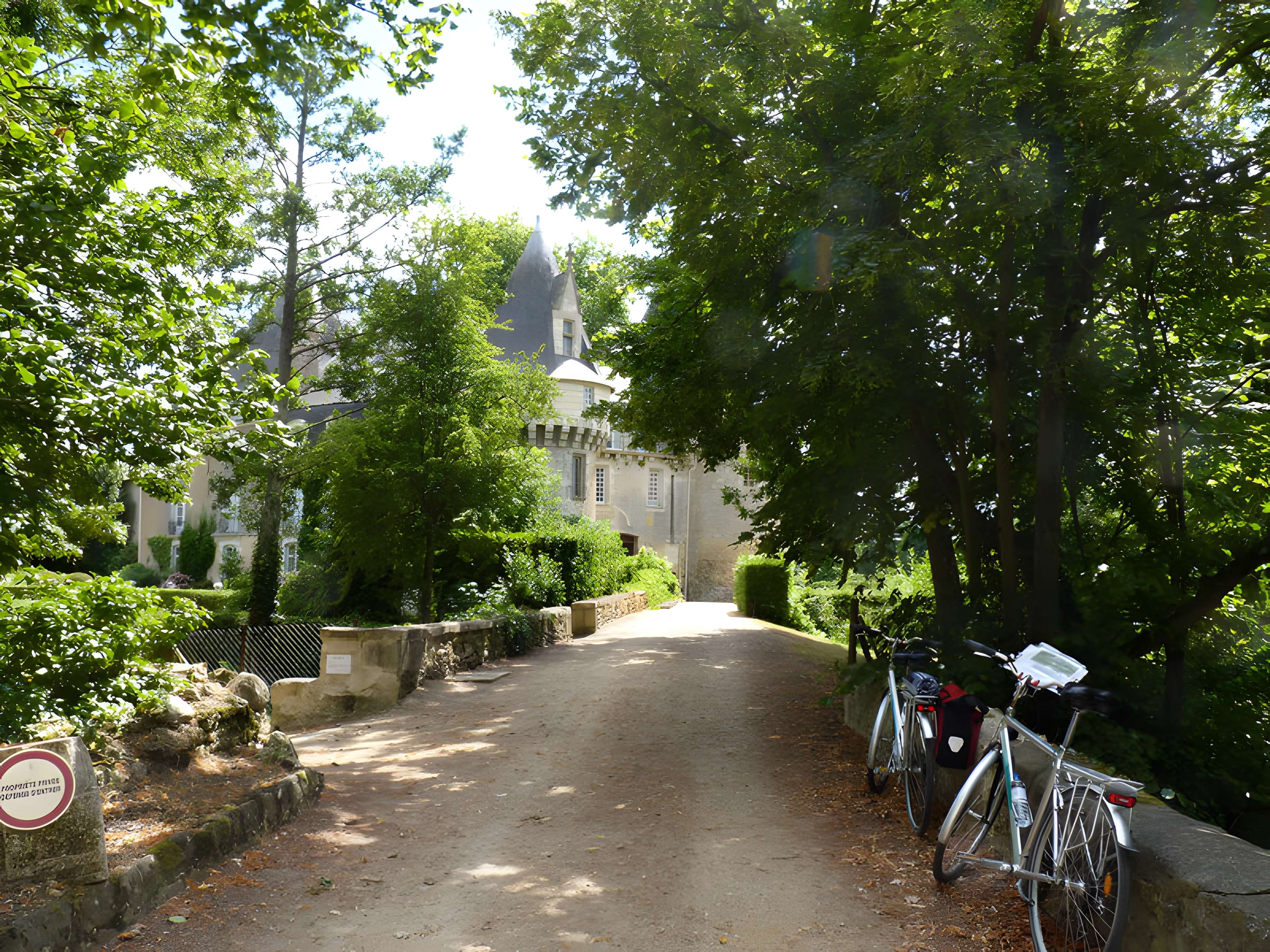 Château de Bazouges