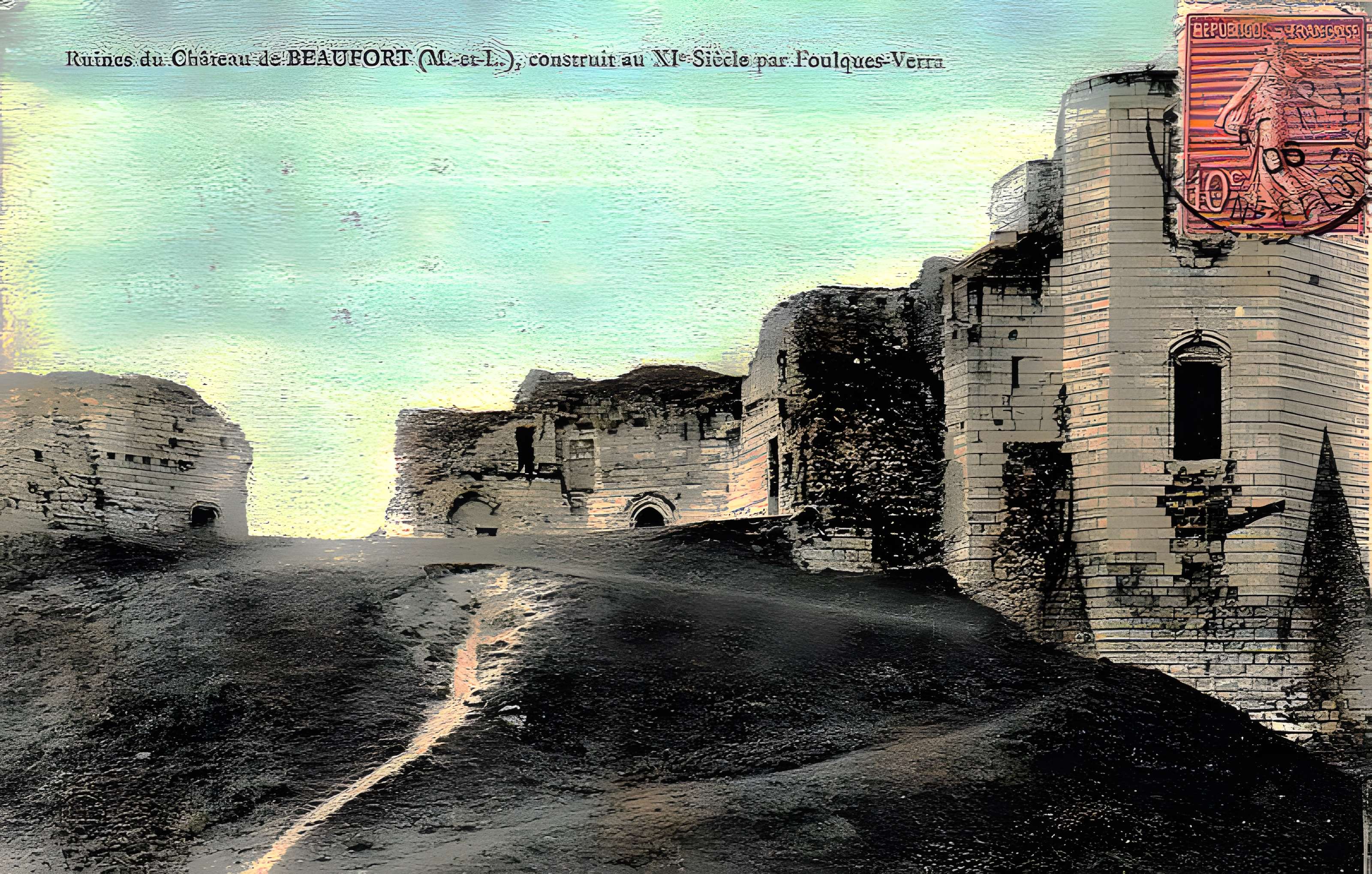 Château de Beaufort-en-Vallée (ruines)