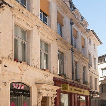 Maison des Atlantes à Nîmes