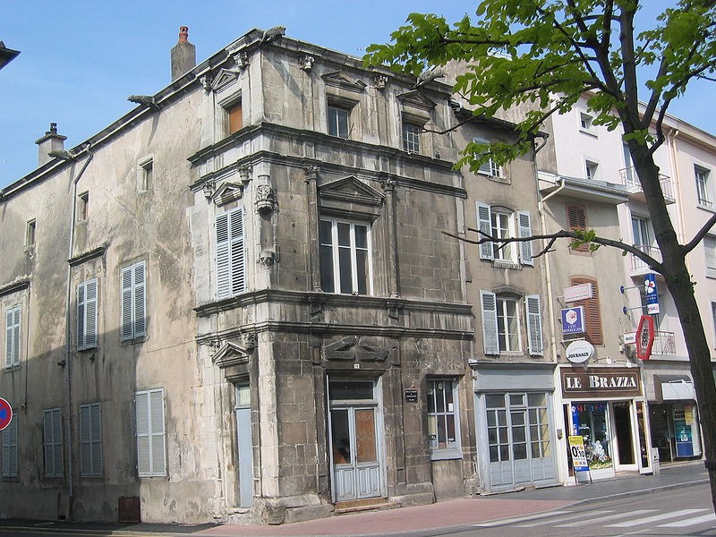 Photo de Maison des Loups à Charmes