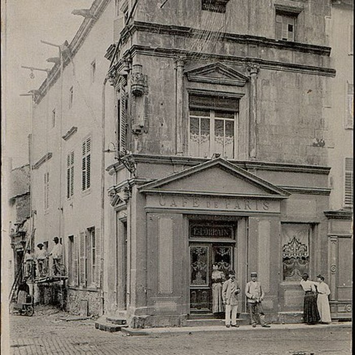 Photo de Maison des Loups à Charmes