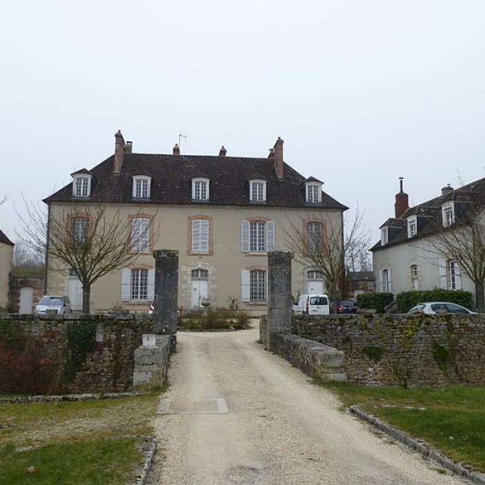 Photo de Maison des receveurs du canal à Nemours