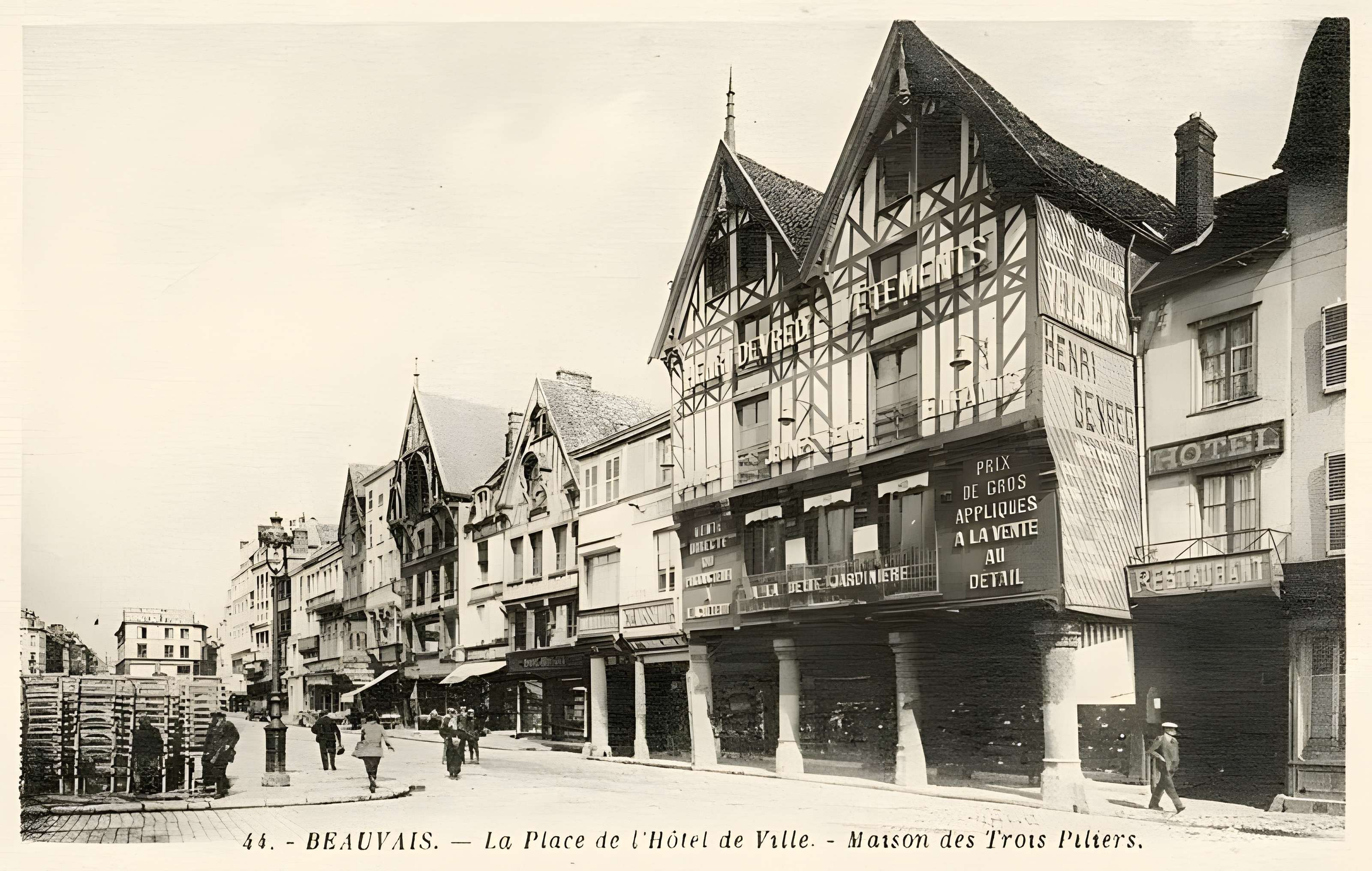 Maison des Trois Piliers à Beauvais