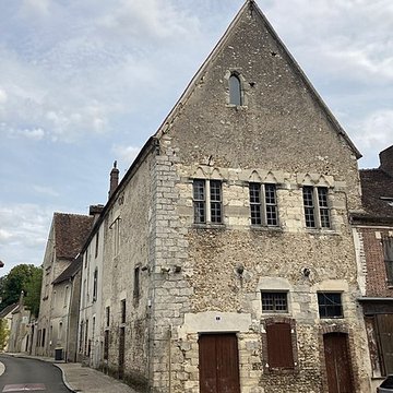 Maison du Chapitre de Saint-Julien-du-Sault