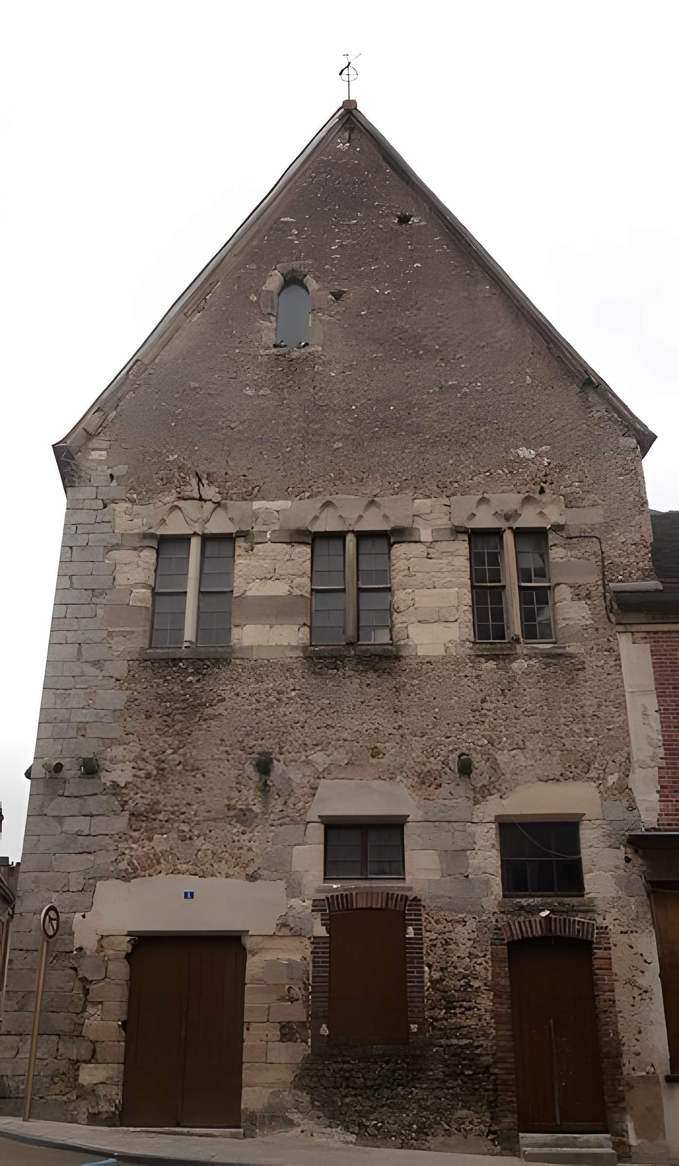 Maison du Chapitre de Saint-Julien-du-Sault 