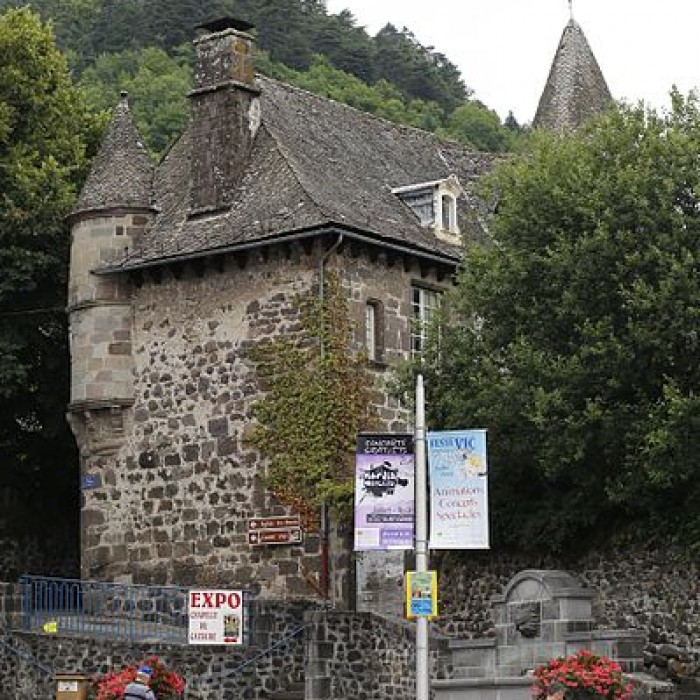 Photo de Maison du chevalier des Huttes à Vic-sur-Cère
