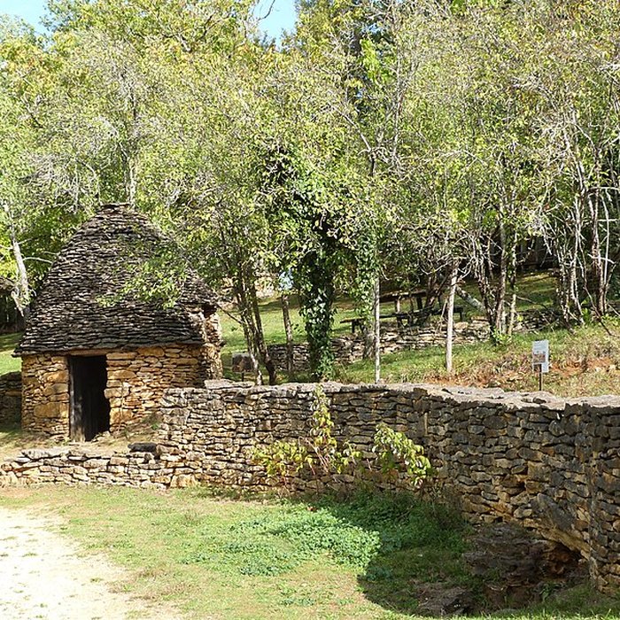 Photo de Cabanes Du Breuil de Saint-André-dAllas