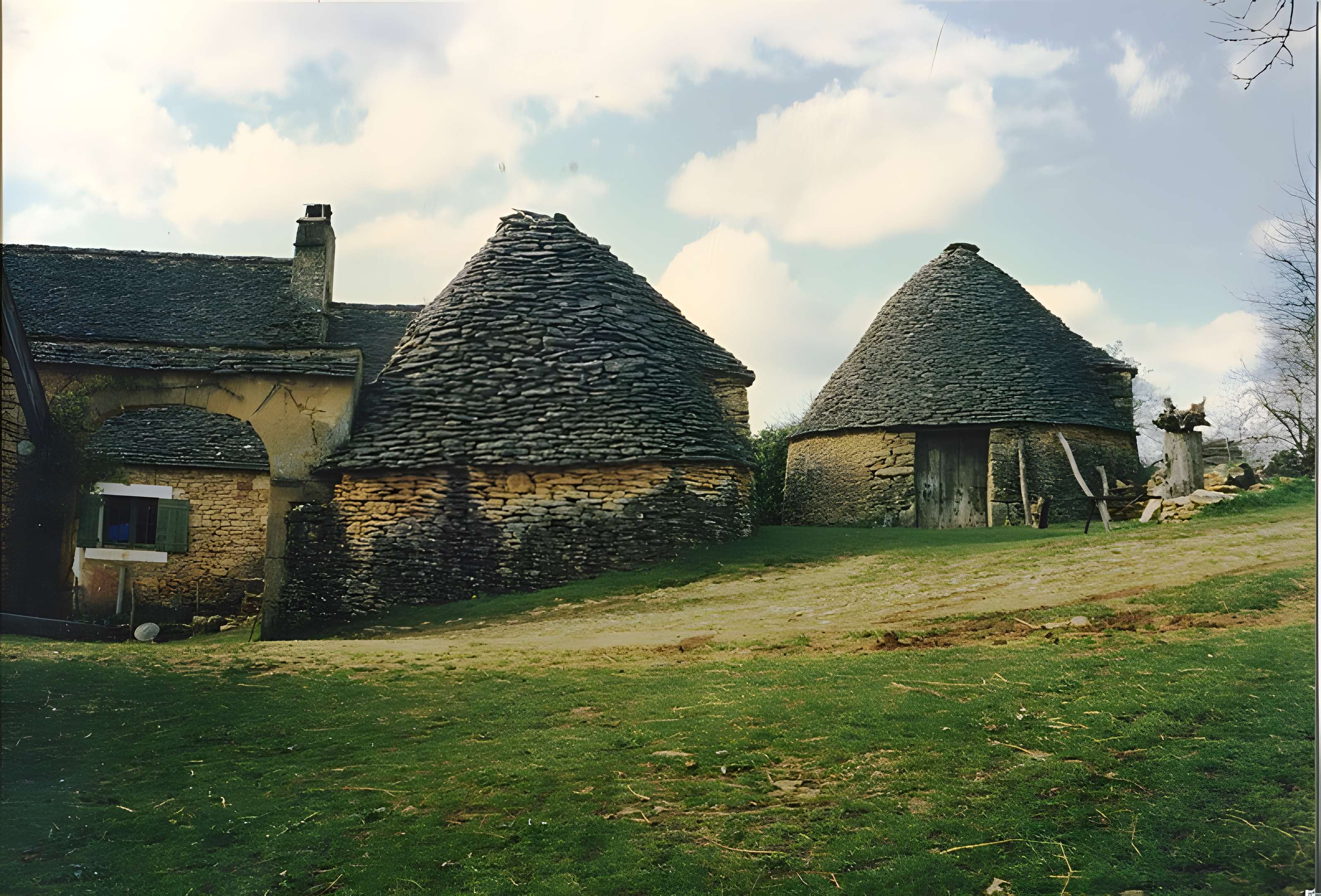 Cabanes Du Breuil de Saint-André-d'Allas