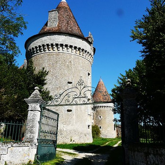 Photo de Château de Beauvais à Lussas et Nontronneau