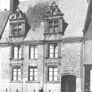 Maison du XVIe siècle 52 Place Georges-Clemenceau à Montoire-sur-le-Loir